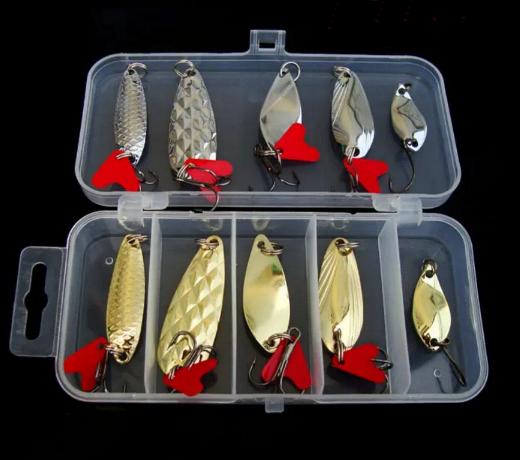 Hammered diamond casting spoon assortment